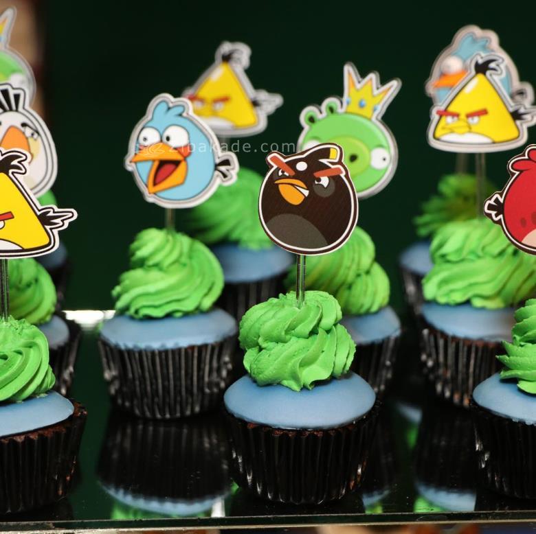 تم تولد پرندگان خشمگین - Angry Birds